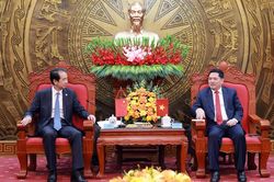 Bí thư Tỉnh ủy Bắc Ninh Nguyễn Hồng Thái tiếp xã giao Đại sứ đặc mệnh toàn quyền nước Cộng hòa Nhân dân Trung Hoa tại Việt Nam