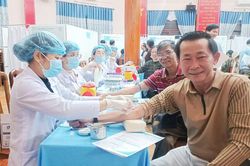 Đẩy nhanh tiến độ khám sức khỏe định kỳ hoặc khám sàng lọc miễn phí cho người dân