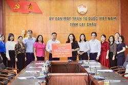 Đà Nẵng trao 2 tỷ đồng hỗ trợ Lai Châu khắc phục hậu quả thiên tai