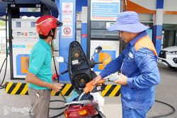 Giá xăng sinh học tiếp tục giảm lần thứ 2 liên tiếp