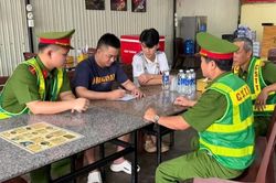 C&ocirc;ng an phường Thống Nhất tăng cường tuần tra, xử l&yacute; vi phạm trật tự đ&ocirc; thị