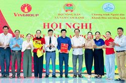 Xã Nam Cam Ranh ra mắt Câu lạc bộ “Người dân Khánh Hòa nói tiếng Anh”