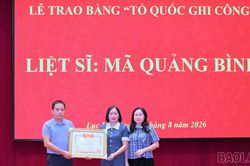 Lục Yên trao Bằng “Tổ quốc ghi công” cho thân nhân liệt sĩ Mã Quảng Bình