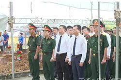 Lấy mẫu ADN h&agrave;i cốt liệt sĩ chưa x&aacute;c định danh t&iacute;nh tại x&atilde; B&igrave;nh Xuy&ecirc;n