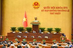 Hoàn thiện cơ chế quản lý tài nguyên tần số và chuyển giao công nghệ