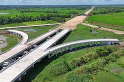 Cao tốc vẫn lo thiếu vật liệu, gỡ thế nào?