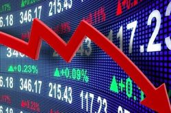 VN-Index giảm hơn 27 điểm, cổ phiếu công nghệ và bất động sản chịu áp lực
