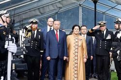 Lễ đ&oacute;n Tổng B&iacute; thư, Chủ tịch nước T&ocirc; L&acirc;m thăm New Zealand