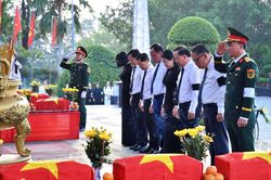 Thành phố Đồng Nai tổ chức Lễ truy điệu và an táng 29 hài cốt liệt sĩ