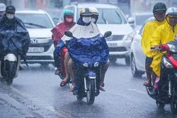 Dự báo thời tiết miền Bắc sắp có mưa dông, kết thúc nắng nóng