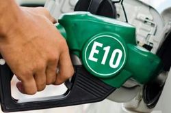 Giá xăng đồng loạt giảm trong kỳ điều hành ngày 13/8