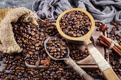 Giá cà phê hôm nay 13/8: Arabica duy trì đà tăng, Robusta tiếp tục giảm