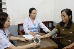 Khám sàng lọc sức khỏe toàn dân, linh hoạt đưa Nghị quyết 72 vào cuộc sống