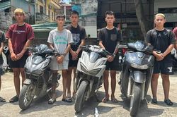 Khởi tố nhóm thanh thiếu niên mang kiếm chém người vô cớ