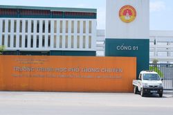 Đề Toán thi tốt nghiệp tại chuyên Tuyên Quang