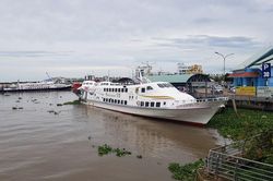 Tàu, phà đi Phú Quốc tạm ngưng hoạt động do thời tiết xấu