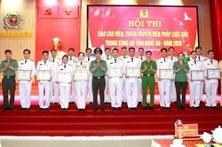 Công an Nghệ An trao giải Hội thi báo cáo viên, tuyên truyền viên pháp luật giỏi