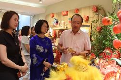 Đưa sức sống phố cổ vào nhịp tiêu dùng hiện đại