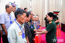 Bộ Quốc phòng gặp mặt đoàn đại biểu người có công với cách mạng tỉnh Đồng Tháp