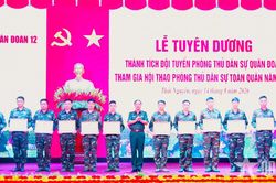 Qu&acirc;n đo&agrave;n 12 tuy&ecirc;n dương đội tuyển đạt giải Nhất Hội thao ph&ograve;ng thủ d&acirc;n sự to&agrave;n qu&acirc;n năm 2026