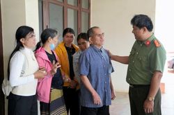 Hỗ trợ 5 công dân hồi hương an toàn