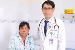 Ngứa da, mệt mỏi, người phụ nữ 57 tuổi phát hiện bệnh gan tự miễn hiếm gặp