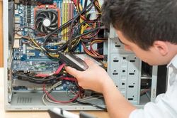 Người Nga bất ngờ đổ x&ocirc; tự build PC, linh kiện b&aacute;n chạy