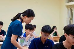 Thầy tự học làm gương trò tự học