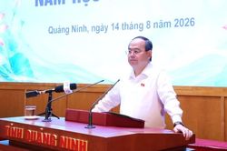 Bí thư Tỉnh ủy Quảng Ninh kỳ vọng vào thế hệ trẻ trước thềm năm học mới