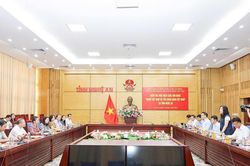 Kiểm tra thực hiện cuộc vận động 'Người Việt Nam ưu tiên dùng hàng Việt Nam' tại Nghệ An