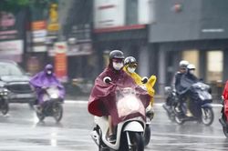 Từ chiều nay, miền Bắc chuyển mưa dông