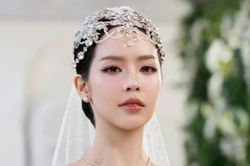 Trịnh Thăng Bình theo dõi Hoa hậu Thanh Thủy diễn váy cưới