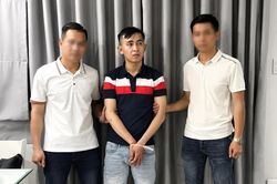 Bắt đối tượng trốn thi hành án, phát hiện hơn 1,3kg ma túy trên ô tô