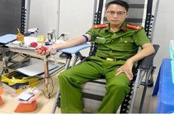 Vợ phạm nh&acirc;n gửi t&acirc;m thư cảm ơn 3 c&ocirc;ng an hiến m&aacute;u cứu người