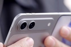 iPhone Ultra gập sắp ra mắt sở hữu camera selfie kỳ lạ nhất từ trước đến nay?