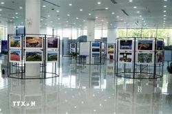 Triển lãm ảnh 'Giao thoa văn hóa Nam Trung Bộ-Tây Nguyên'