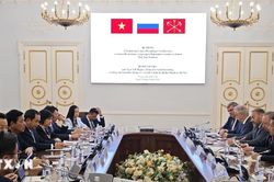 Việt Nam-Li&ecirc;n bang Nga th&uacute;c đẩy hợp t&aacute;c ph&aacute;t triển đường sắt đ&ocirc; thị