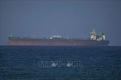 Căng thẳng Iran - UAE leo thang quanh tuyến hàng hải chiến lược Hormuz