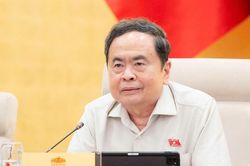 Chủ tịch Quốc hội: Kịp thời chuyển vốn từ nơi làm chậm sang nơi làm tốt