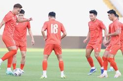 AFF Cup 2026: Tuyển Việt Nam tập trên mặt sân cỏ 'lạ' ở Malaysia trước trận bán kết lượt đi