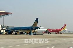 Chủ động bảo đảm an toàn bay khi phát hiện diều gắn đèn gần khu vực Tân Sơn Nhất