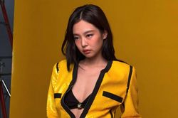 Jennie (BLACKPINK) ngày càng táo bạo