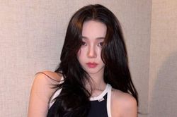 Karina (aespa): 'Tôi thích được nói là mạnh mẽ, vì đó là khi mình không dễ lung lay'