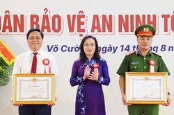 Phó Bí thư Thường trực Tỉnh ủy Nguyễn Thị Hương dự Ngày hội toàn dân bảo vệ an ninh Tổ quốc phường Võ Cường