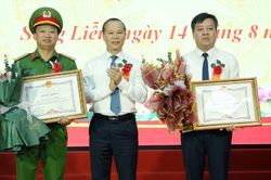 Phó Chủ tịch Thường trực UBND tỉnh Mai Sơn dự Ngày hội toàn dân bảo vệ an ninh Tổ quốc phường Song Liễu