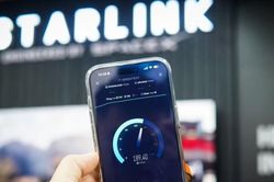 Starlink chốt giá Internet vệ tinh tại Việt Nam từ 1,13 triệu đồng/tháng cho gói cá nhân