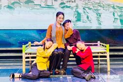 Mùa thu em hát lời tự hào