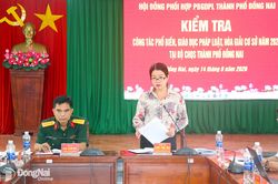 Kiểm tra công tác phổ biến, giáo dục pháp luật tại Bộ Chỉ huy Quân sự thành phố Đồng Nai