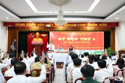 Bế mạc Kỳ họp thứ 4 (chuyên đề) HĐND thành phố Đồng Nai