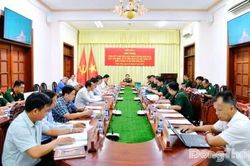 Qu&acirc;n khu 9 tổng kết thi h&agrave;nh 3 luật về qu&acirc;n sự, quốc ph&ograve;ng
